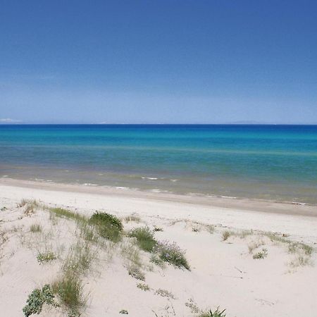 Trilo Beach Монте-Най Экстерьер фото